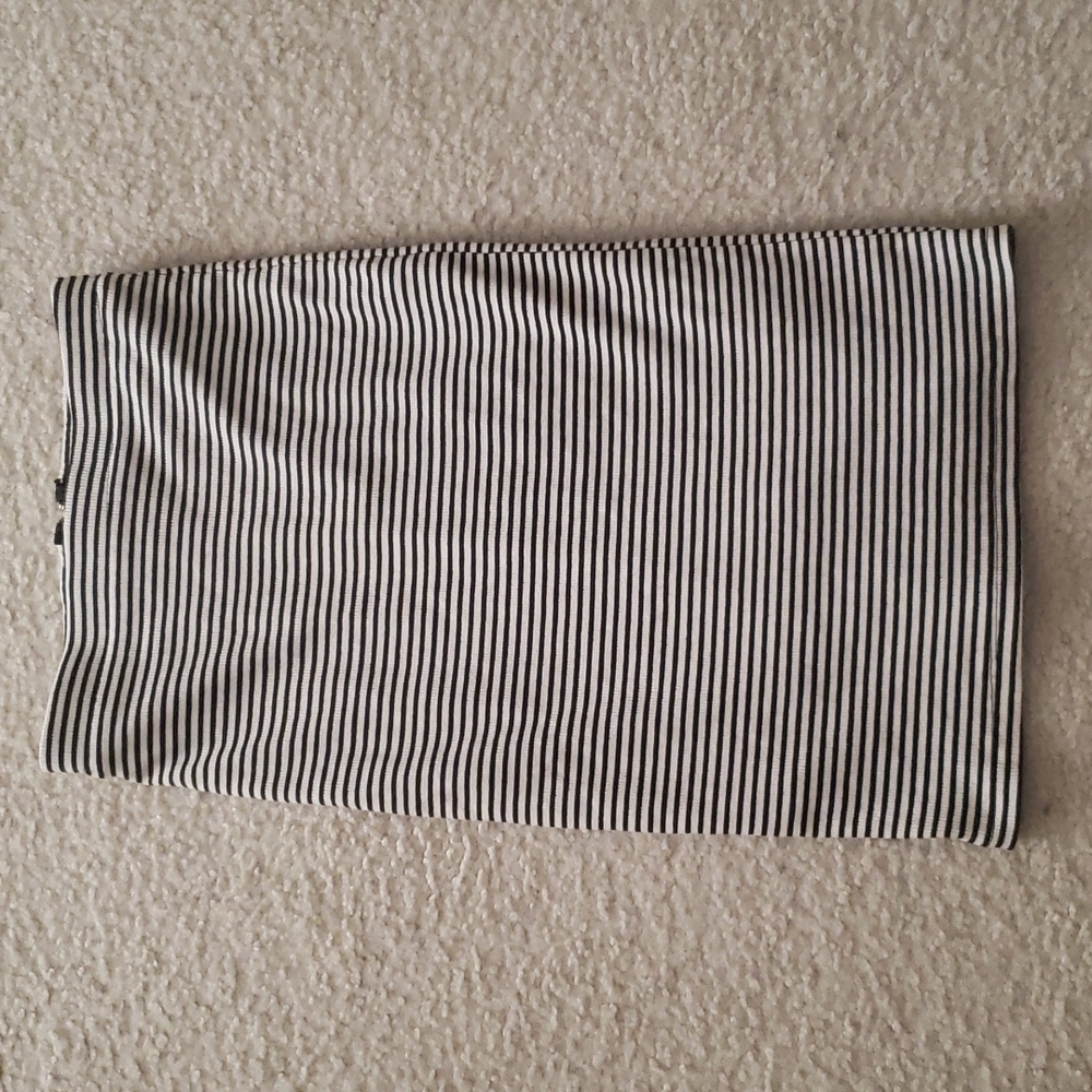 Phanuel | Bodycon Striped Midi Pencil Skirt - Size S